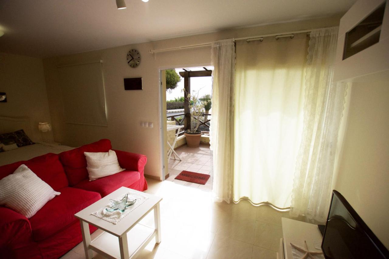 Book Jet - Hibiscus Beach Front コスタ・カルマ エクステリア 写真